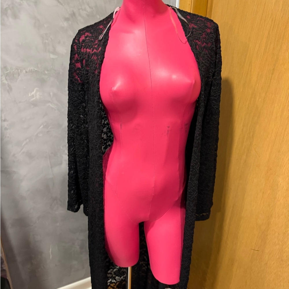 Source Unknown Black Lace Robe